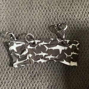Boys + Arrows Swim - Boys + Arrows Shark Print Bikini Top Boys + Arrows Swim - Boys + Arrows Shark Print Bikini Top